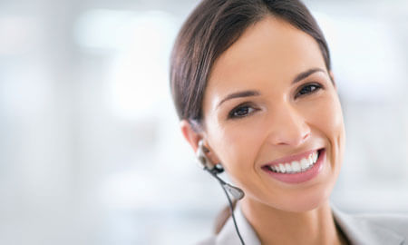 hearing aid happy call center woman
